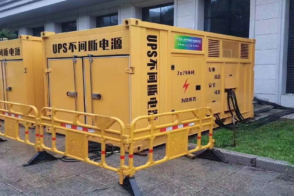 巴音郭楞发电机租赁施工现场